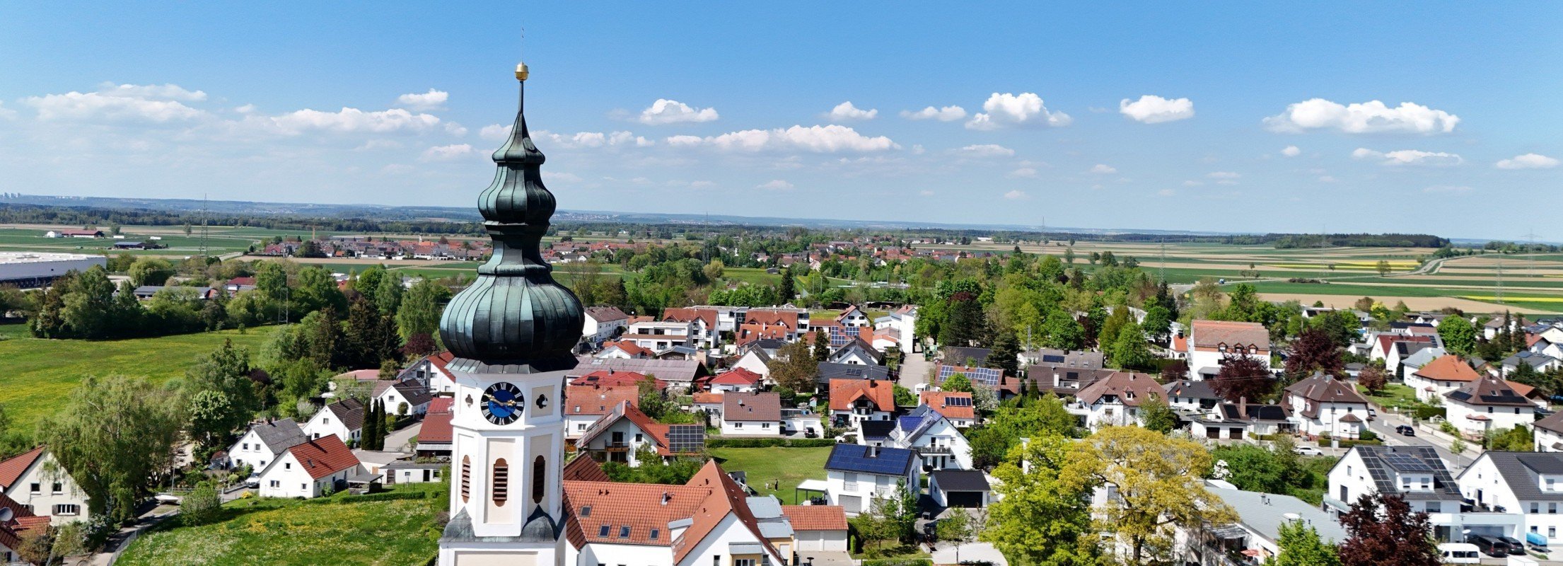 Immobilienmakler Pfaffenhofen an der Roth: Ortsansicht von oben