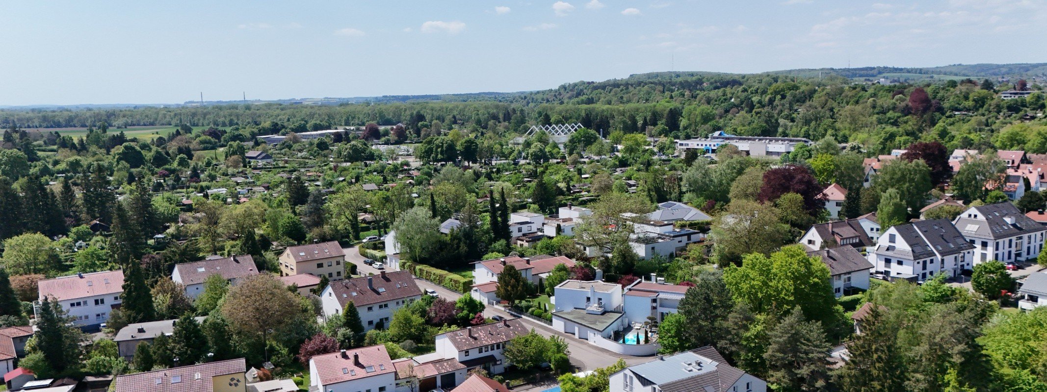 Immobilienbewertung in Neu-Ulm: Wohngebiet im Neu-Ulmer Villenviertel von oben