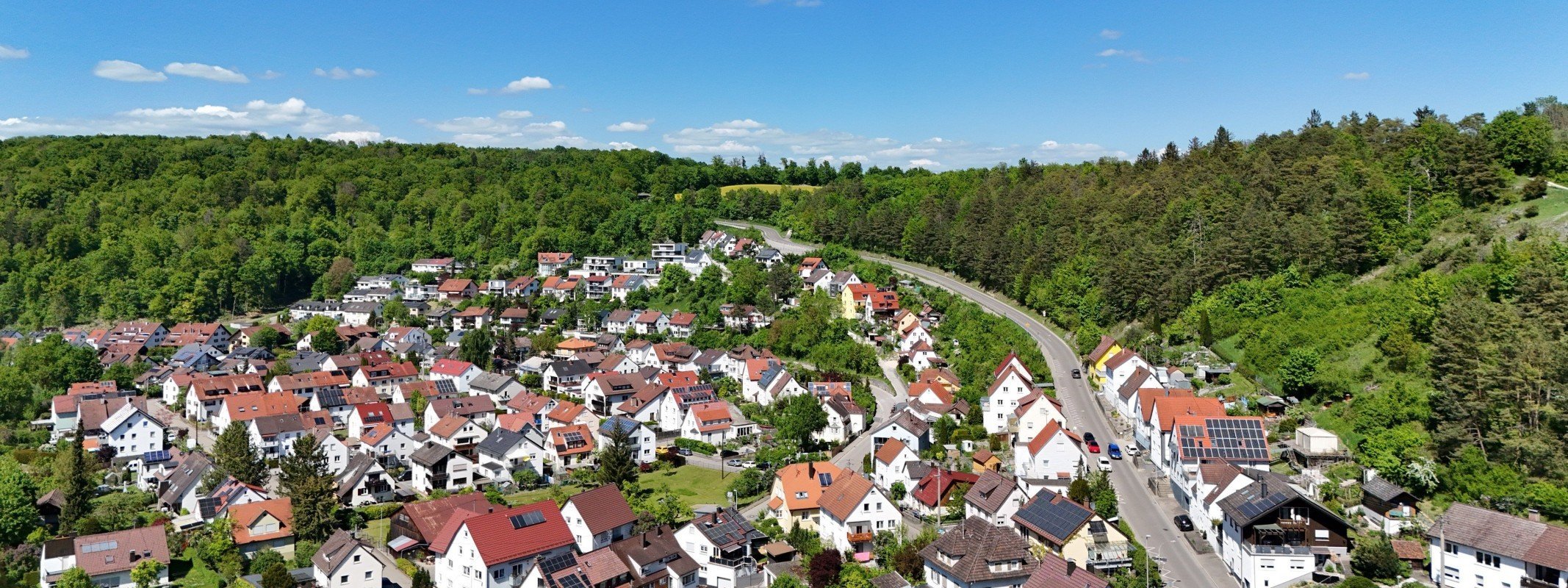 Haus verkaufen in Blaustein: Wohnhäuser in Herrlingen im Blautal von oben
