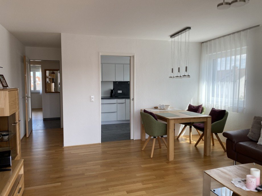 Wohn- und Esszimmer (Bild 3) Wohnung Senden