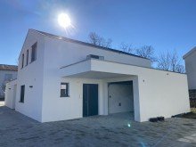 Geb�udeansicht Norden BIETERVERFAHREN - Neubau Doppelhaush�lfte im Einfamilienhauscharakter in top Lage von Pfuhl