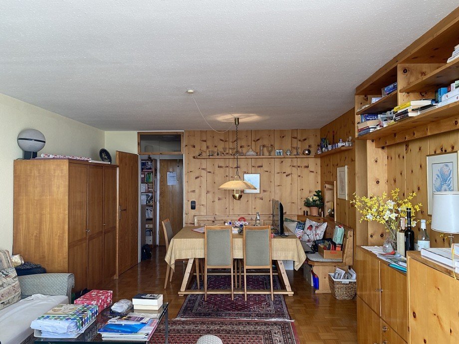 Wohn- und Esszimmer (Bild 2) Wohnung Neu-Ulm
