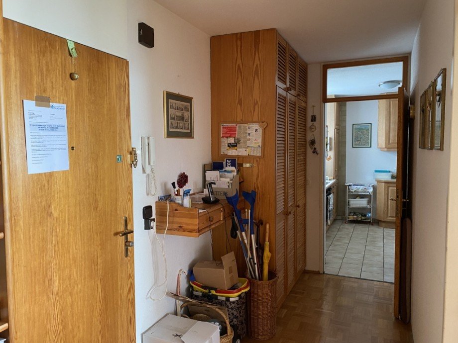 Flur - Diele (Bild 2) Wohnung Neu-Ulm