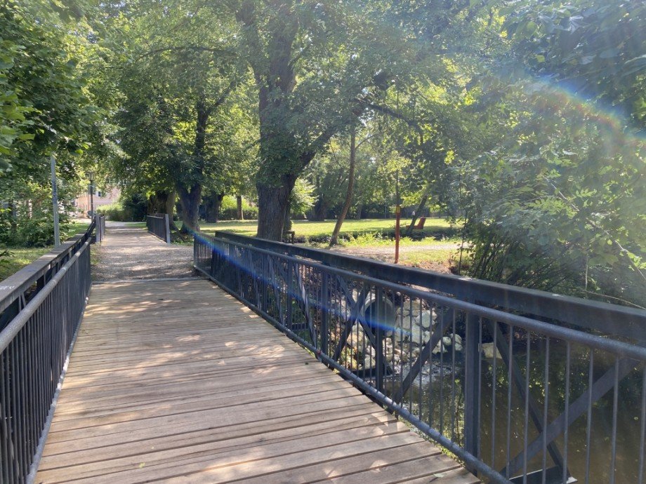 Zugang zum Stadtpark und Altstadt Reihenmittelhaus Wei�enhorn