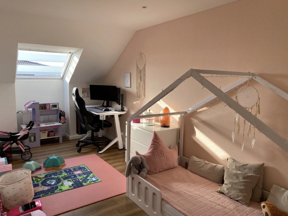 Kinderzimmer (Bild 1) Dachgeschosswohnung Senden