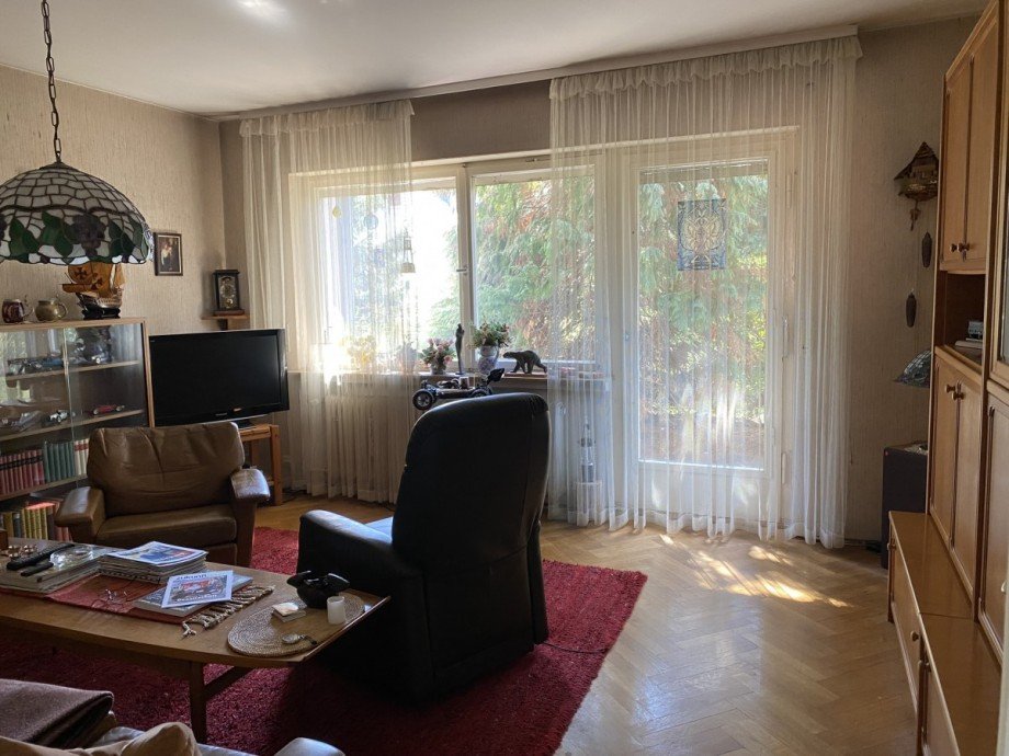 Wohnzimmer Whg EG Zweifamilienhaus Neu-Ulm