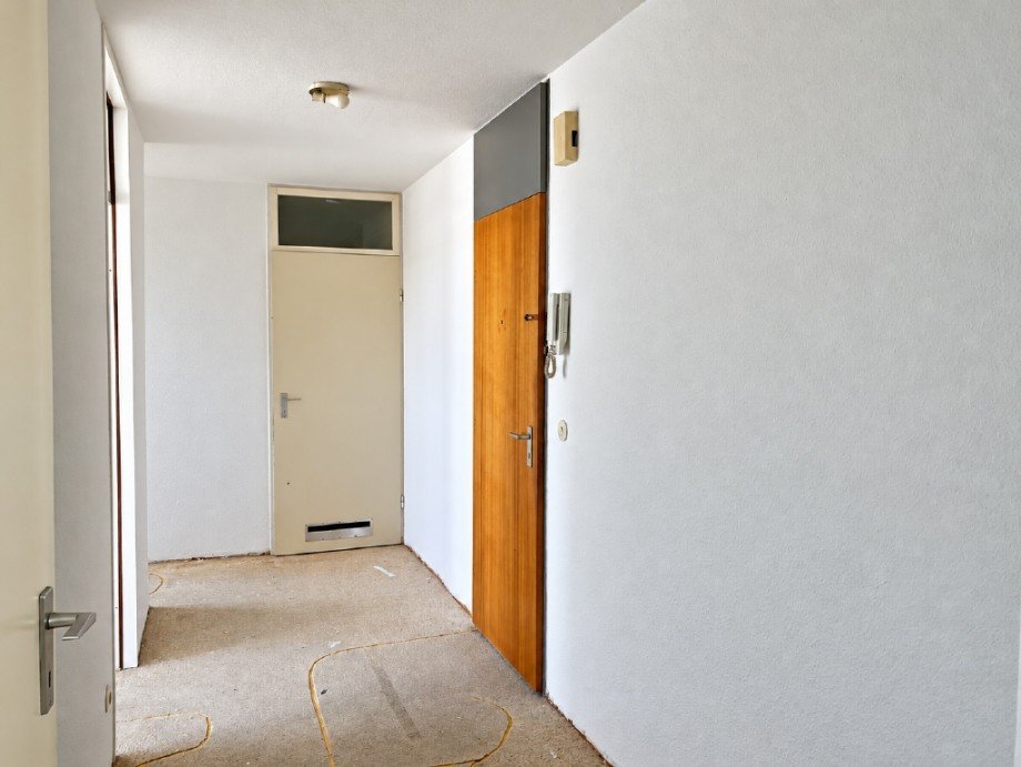 Diele - Flur (Bild 1) Etagenwohnung Neu-Ulm