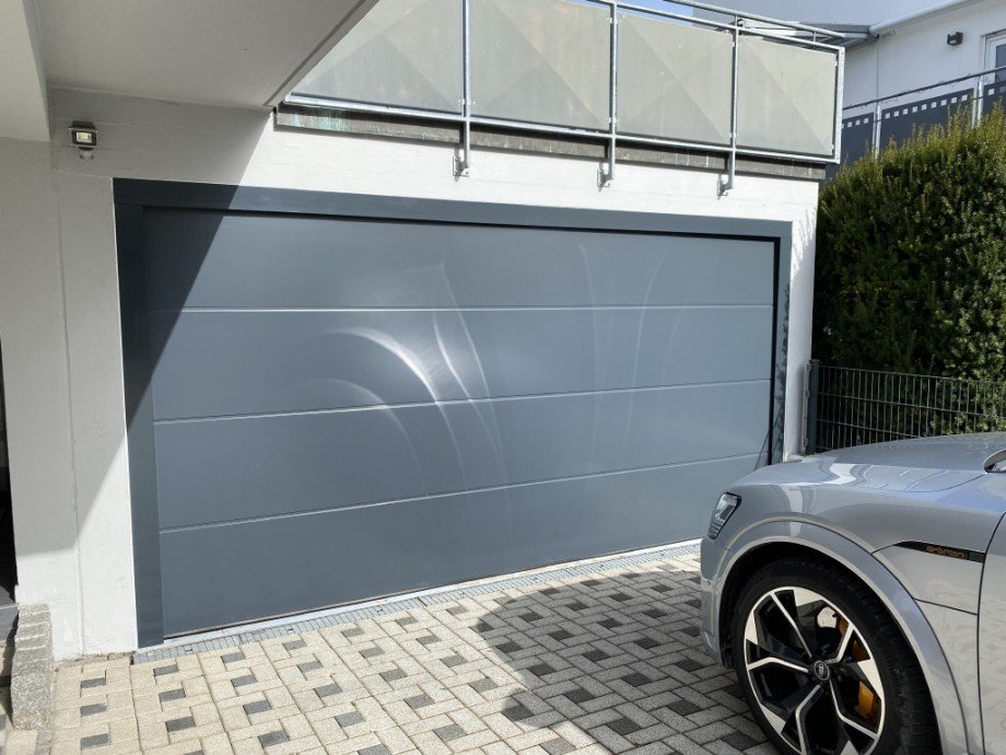 gro�e Garage Mehrfamilienhaus Ulm