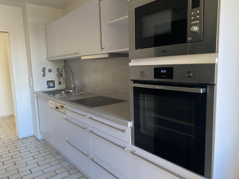 Einbauk�che (Bild 2) Erdgeschosswohnung Neu-Ulm