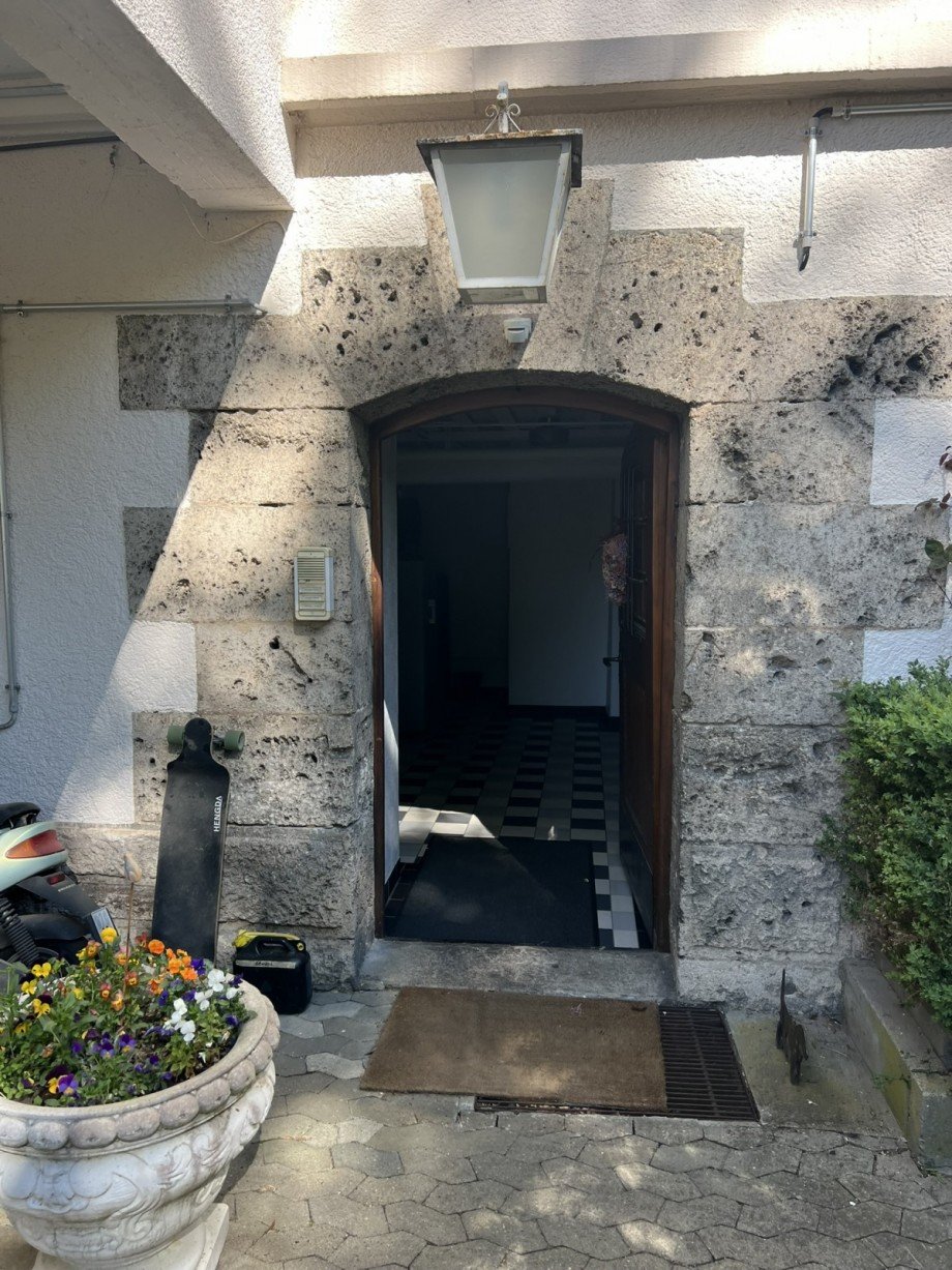 Hauseingang Wohnung Neu-Ulm