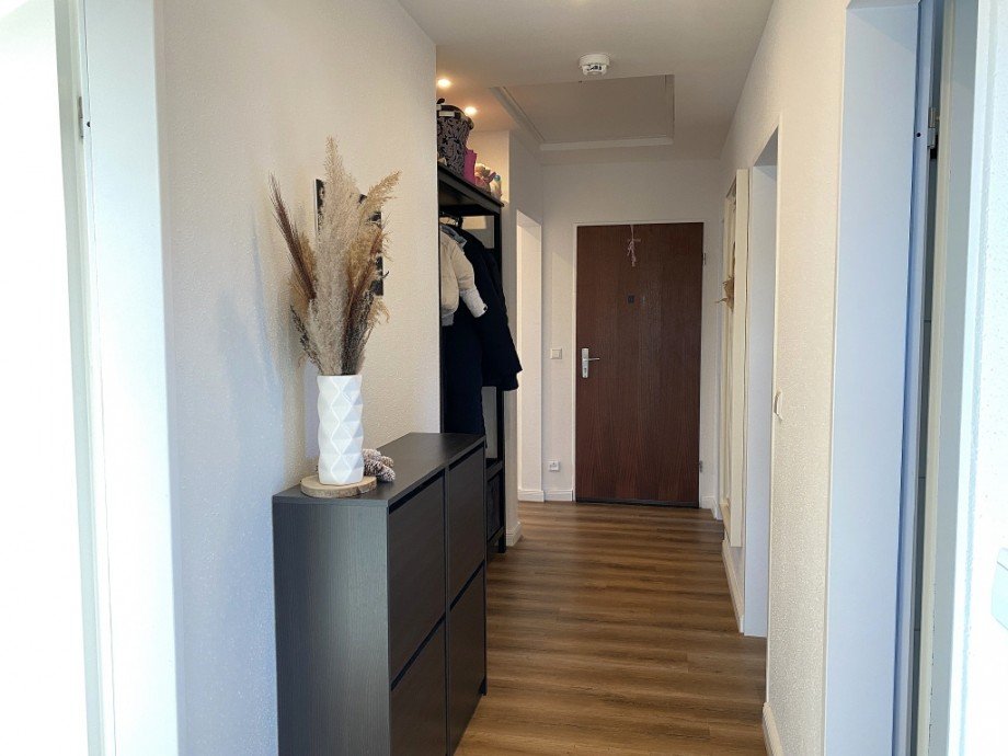 Flur (Bild 2) Dachgeschosswohnung Senden