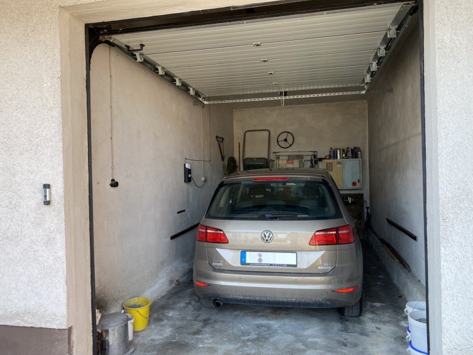gro�e Garage Zweifamilienhaus Neu-Ulm