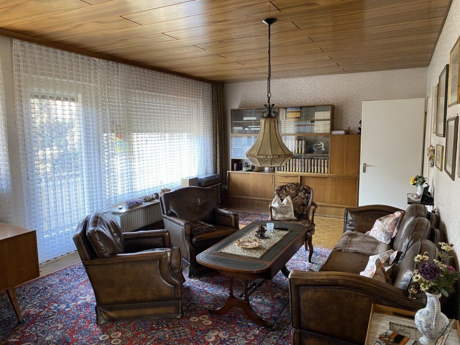 Wohnzimmer Whg OG (Bild 2) Zweifamilienhaus Neu-Ulm