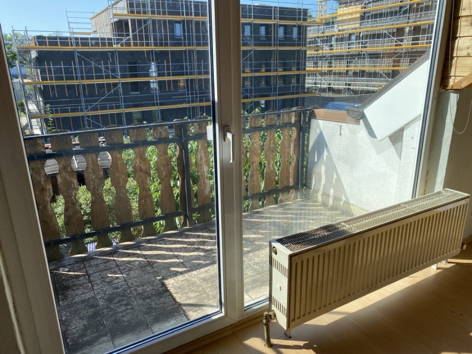 Balkon Kinderzimmer im DG Reihenmittelhaus Wei�enhorn